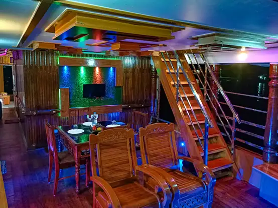 Honeymoon Houseboat Alleppey